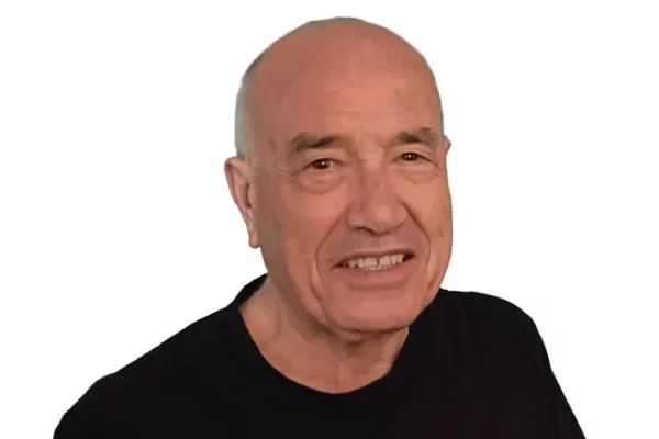 Manolo Díaz Sánchez, iniciación y precariedad